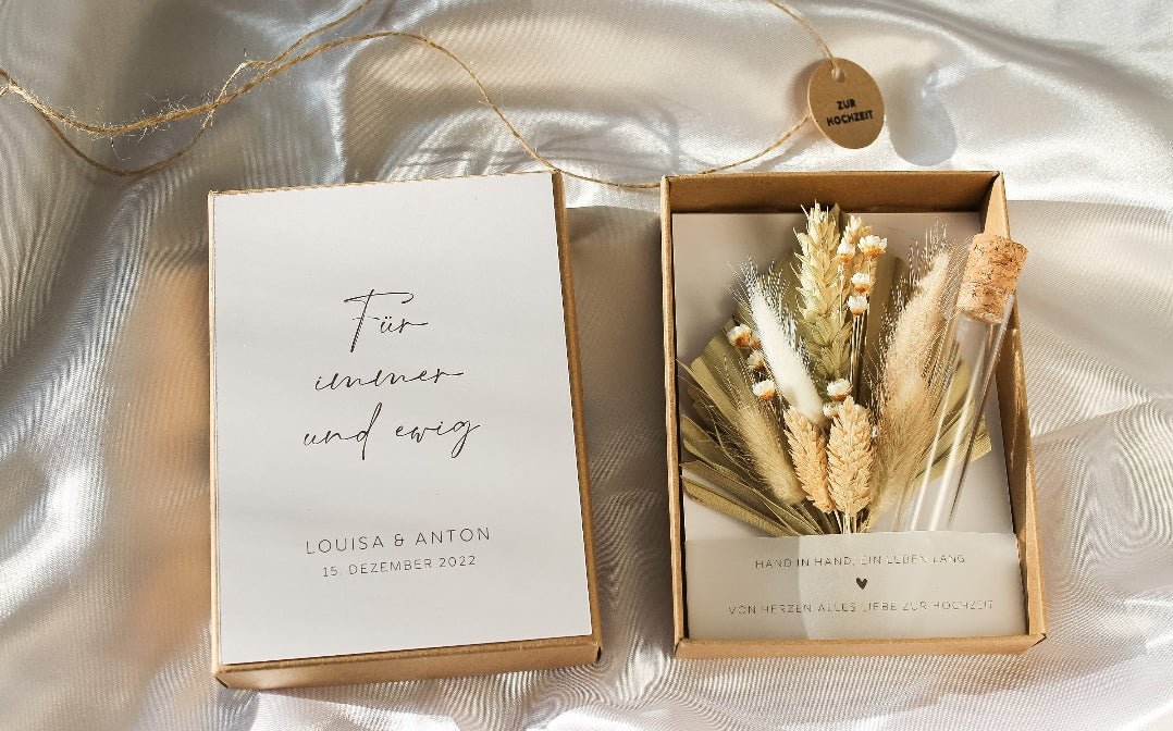 Elegant Dried Flower Wedding Souvenir – Timeless Rustic Gift Box Keepsake - Huecasa