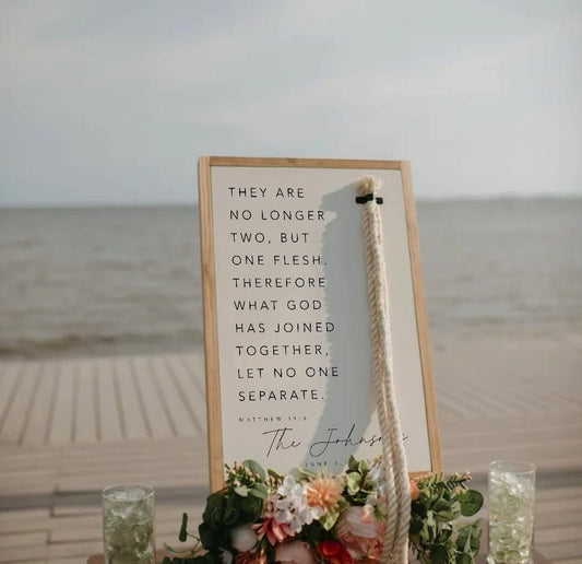 Personalized Wedding Frame with Notes – Elegant Keepsake Gift for Newlyweds - Huecasa